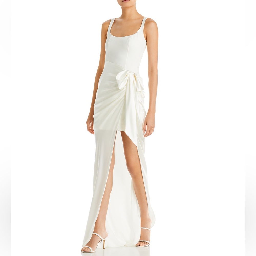 Cinq A Sept Marian Gown Size 4 NWT